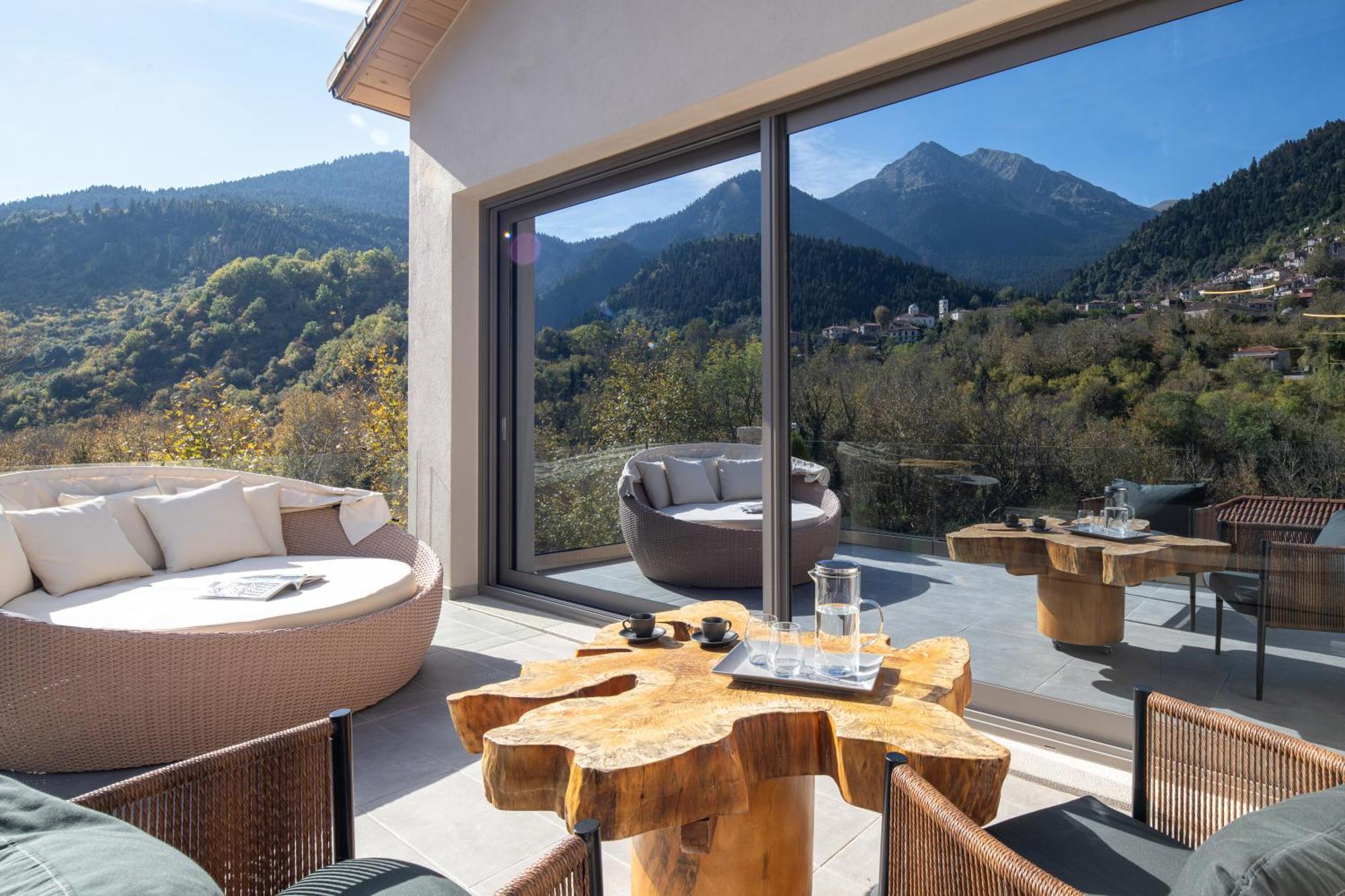 Evora Luxury Suites Mega Chorio Экстерьер фото