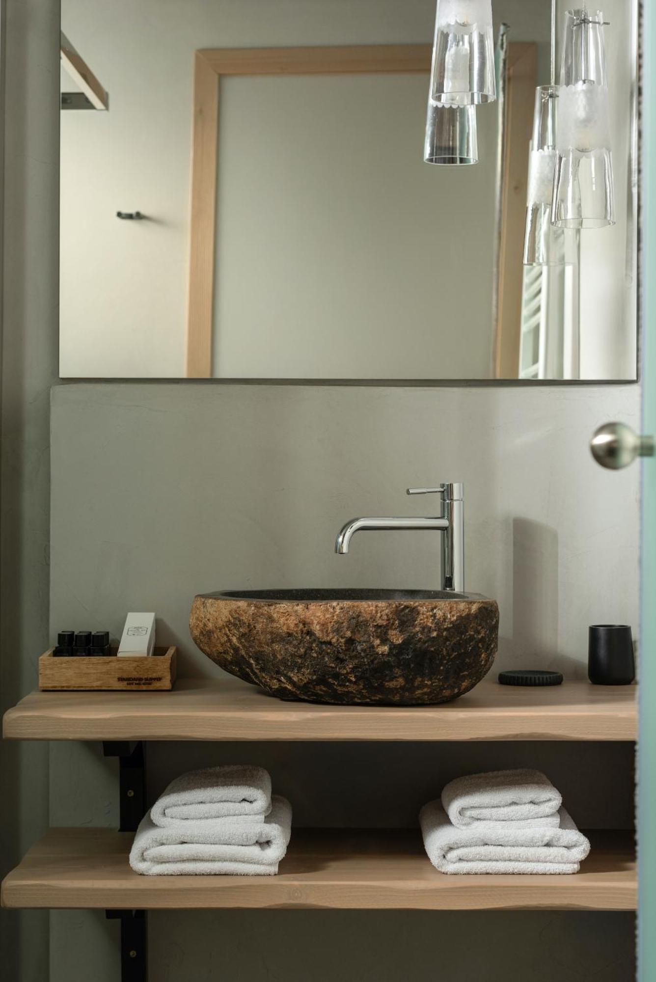 Evora Luxury Suites Mega Chorio Экстерьер фото