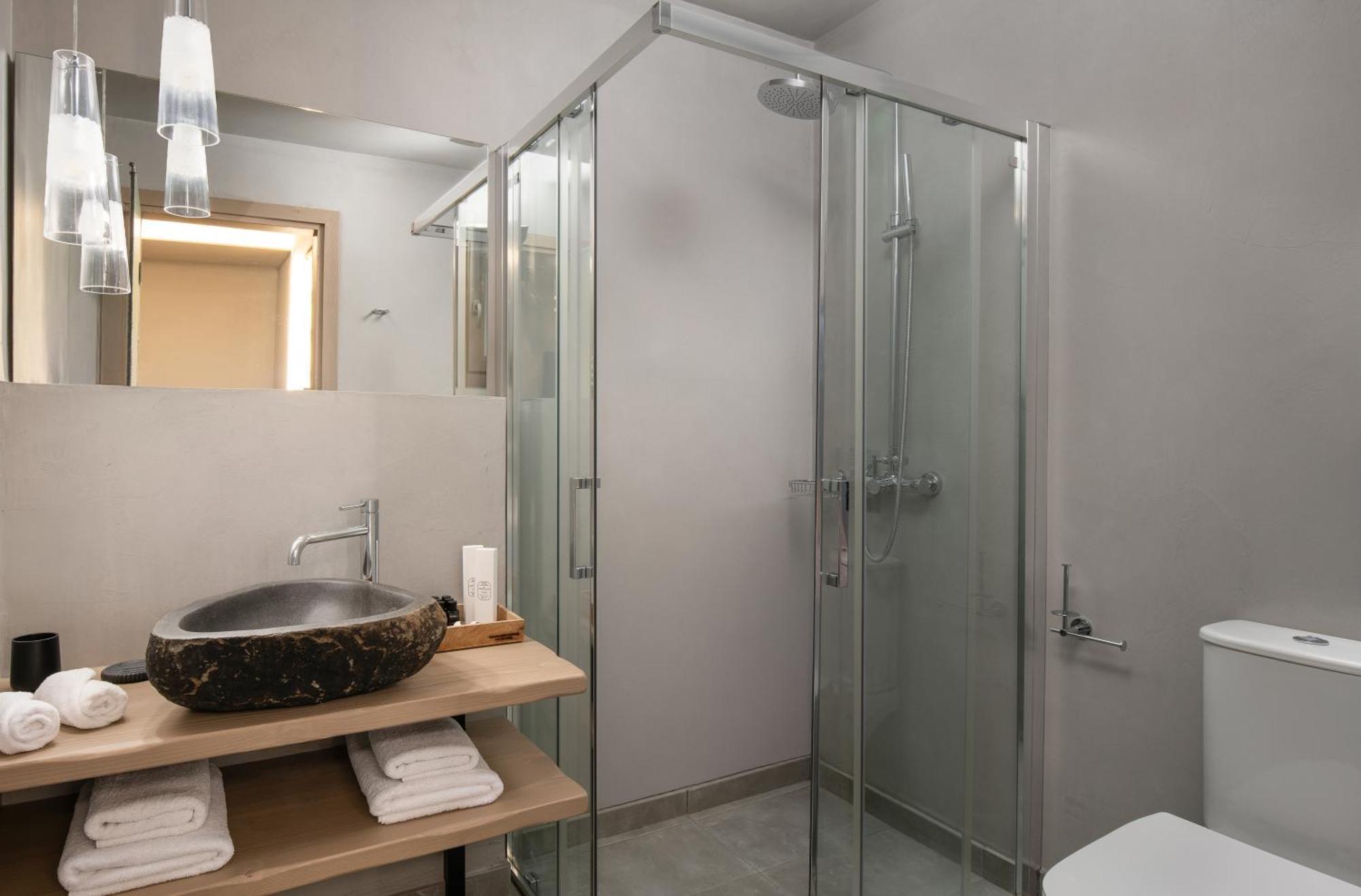 Evora Luxury Suites Mega Chorio Экстерьер фото