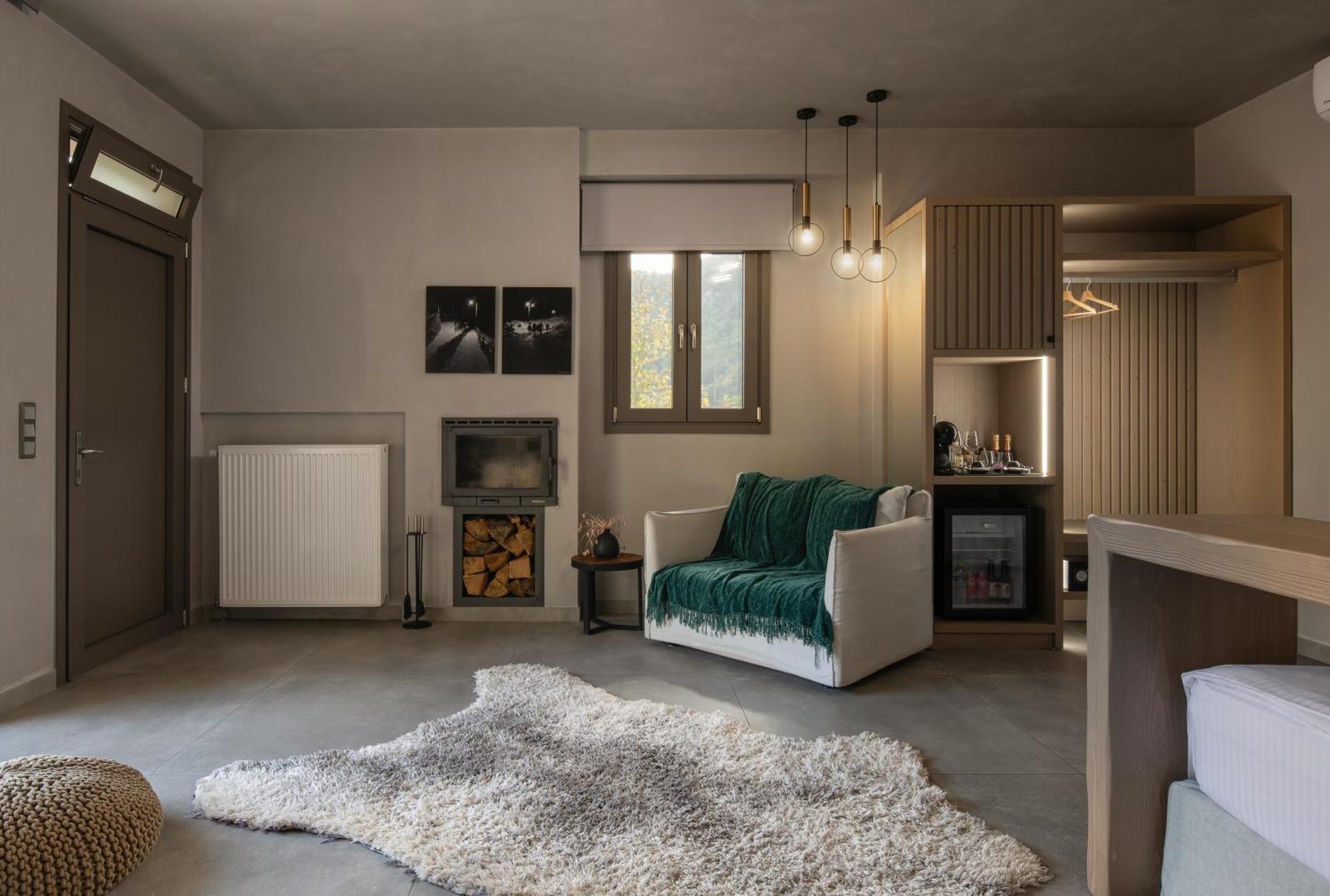Evora Luxury Suites Mega Chorio Экстерьер фото