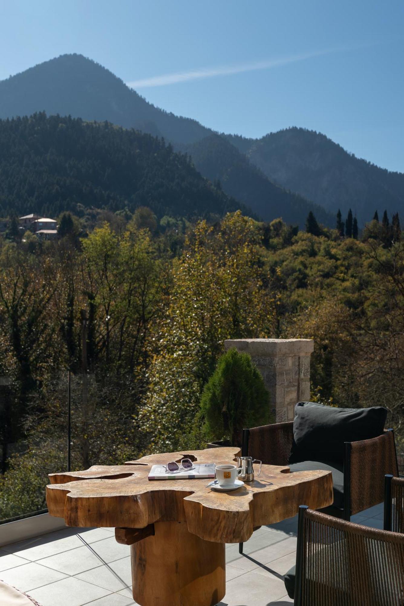 Evora Luxury Suites Mega Chorio Экстерьер фото